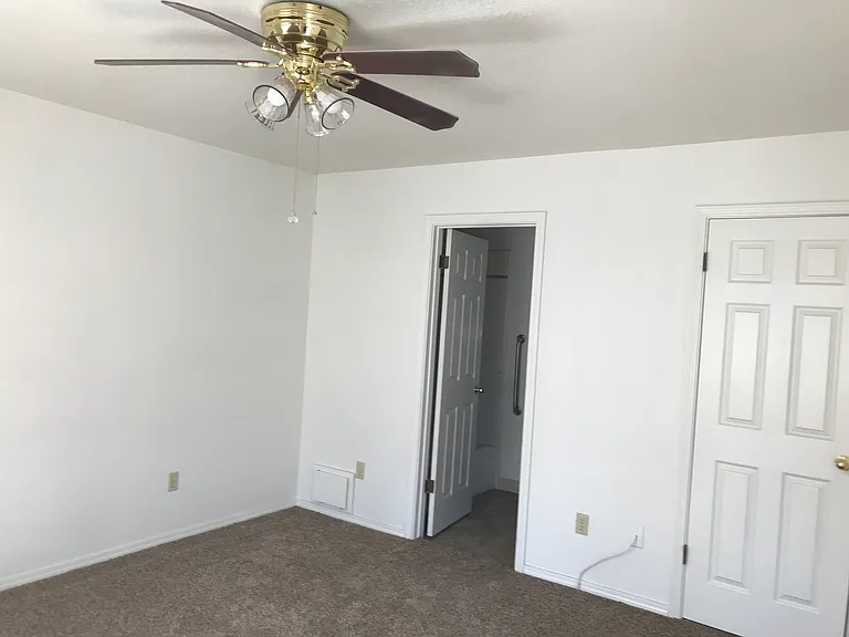 264 Red Oak Way — Photo 5