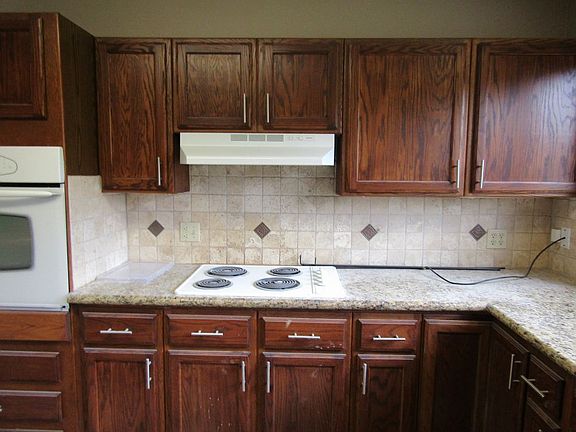 2nd image of 6335 Pansy Dr