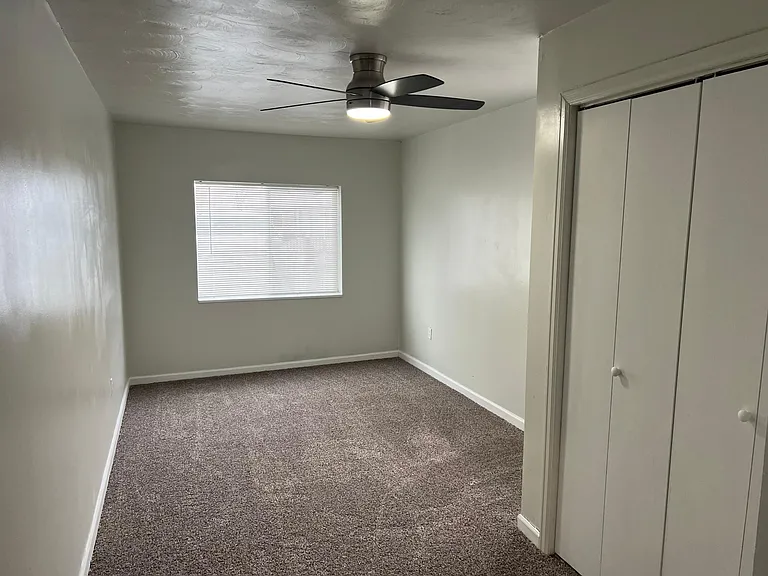 2260 W Exposition Ave — Photo 4