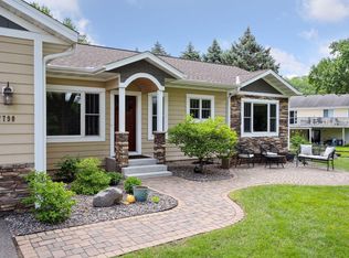 7790 Chesshire Ln N, Maple Grove, MN 55311