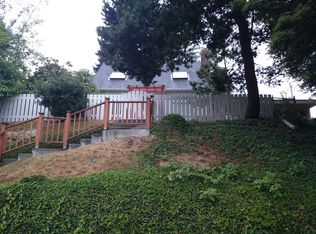 1909 3rd Ave W, Seattle, WA 98119