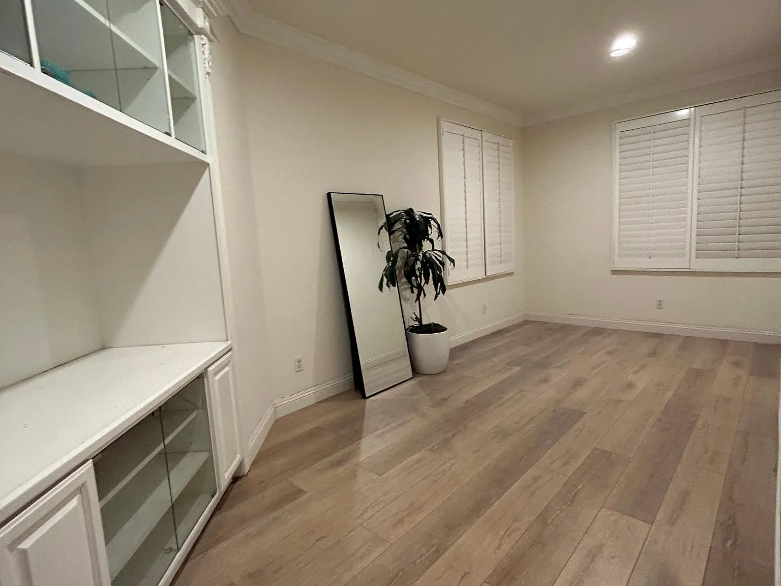 13744 Dellbrook St — Photo 1