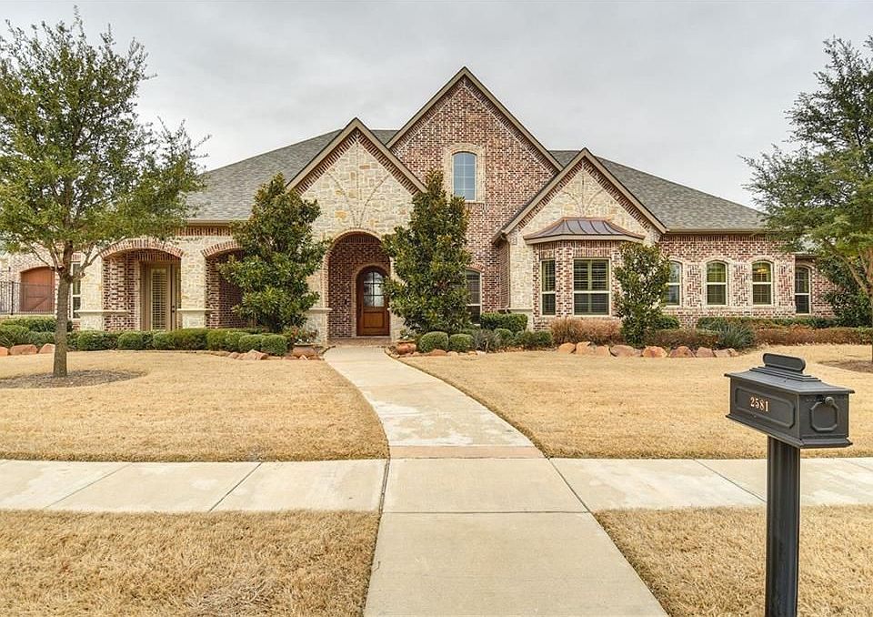 1st image of 2581 Fair Oaks Ln
