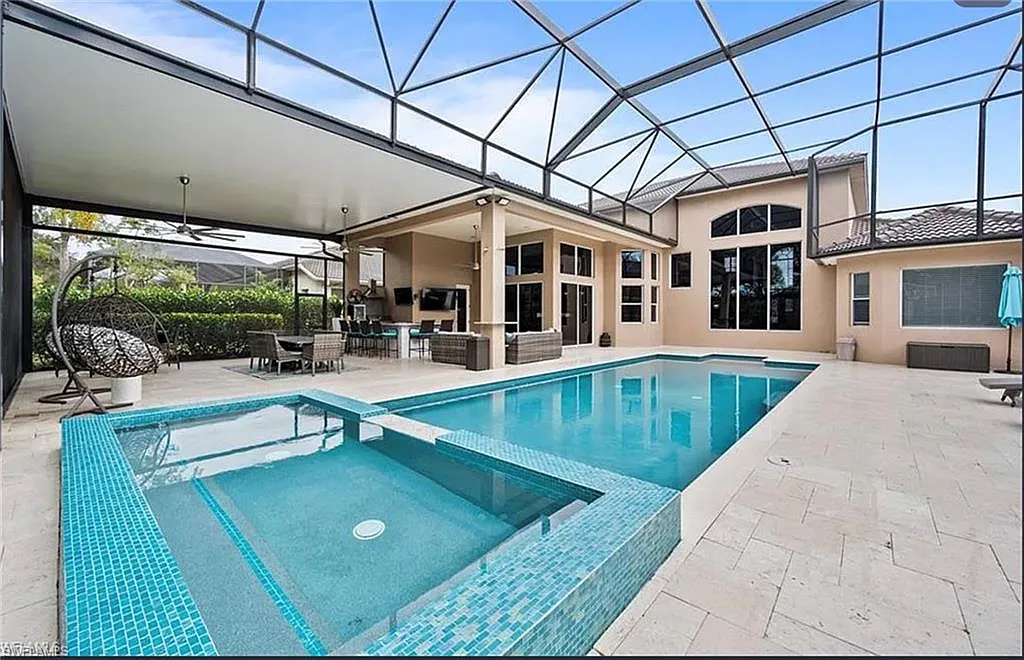 5 bed, 6.0 bath, 4395 sqft, $12,500 — Photo 2