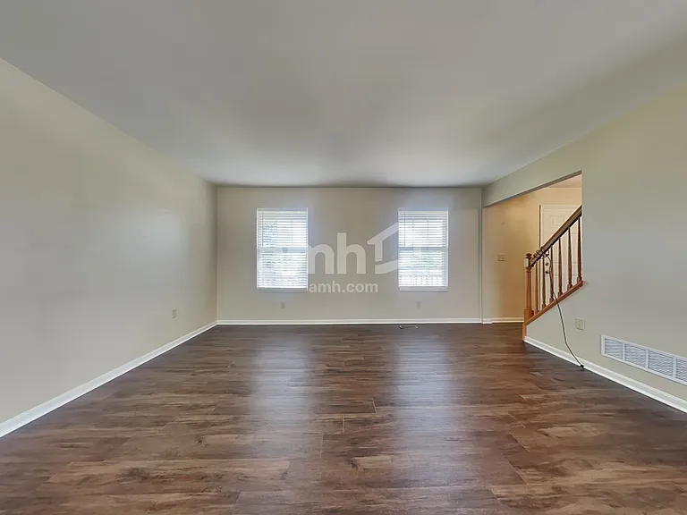 1837 Cantwell Ct — Photo 6