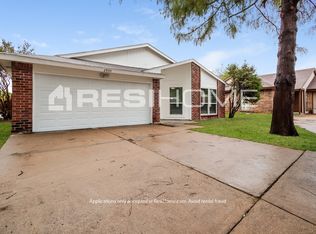 2905 Forest Creek Dr, Fort Worth, TX 76123