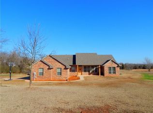 30 Redbud Ln, Shawnee, OK 74801