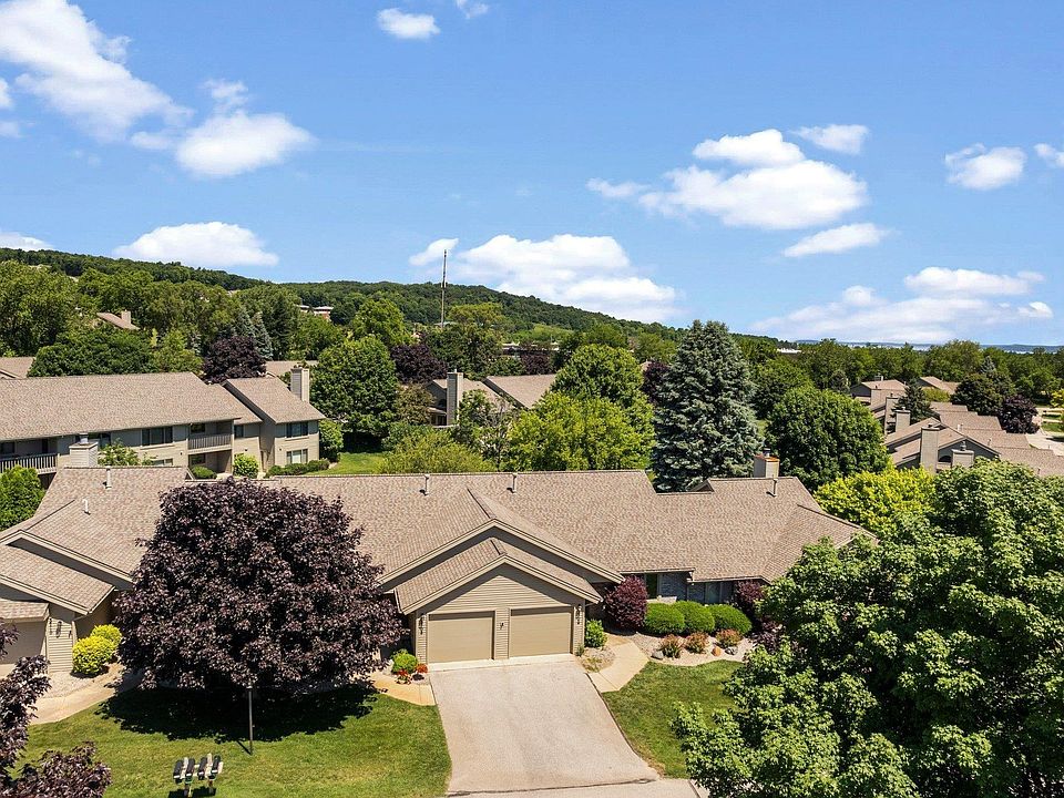 1st image of 3706 Eastview Dr