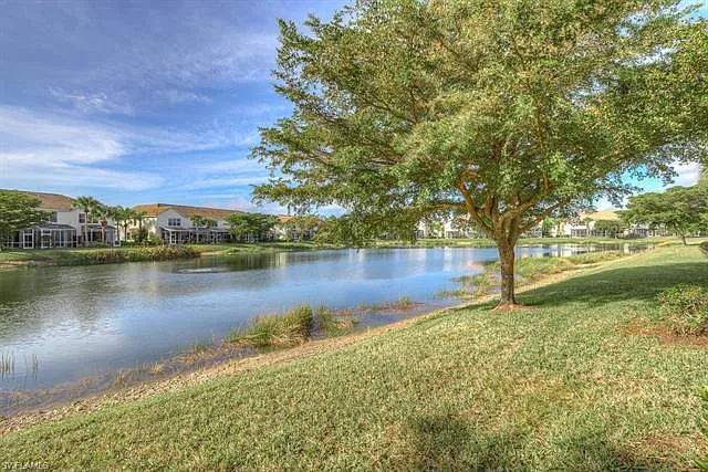8271 Village Edge Cir #5 — Photo 6