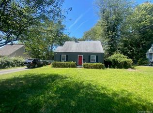 58 Lexington Rd, Tappan, NY 10983