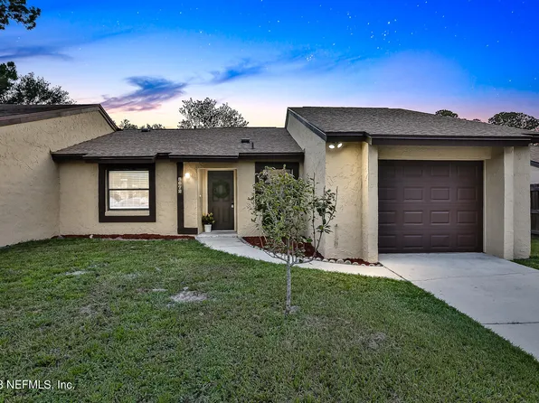 8672 DEERMOSS Way W, Jacksonville, FL 32217