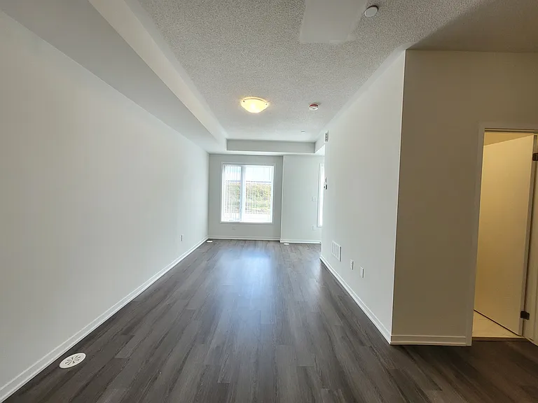 10 Honeycrisp Cres #Townhouse 272 — Photo 19