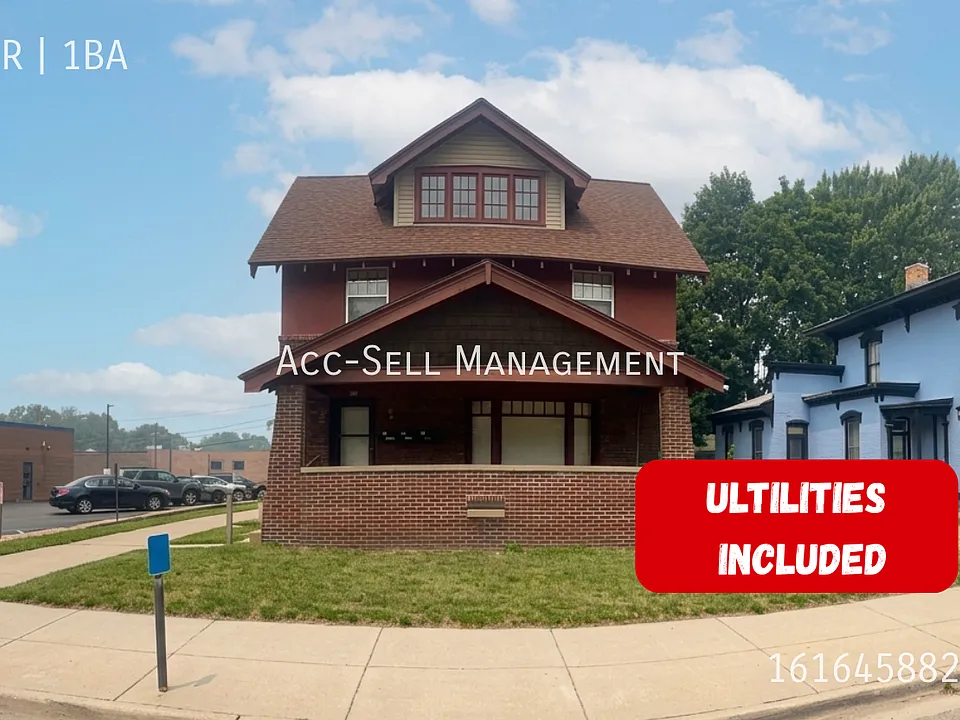 1571 Plainfield Ave NE #1