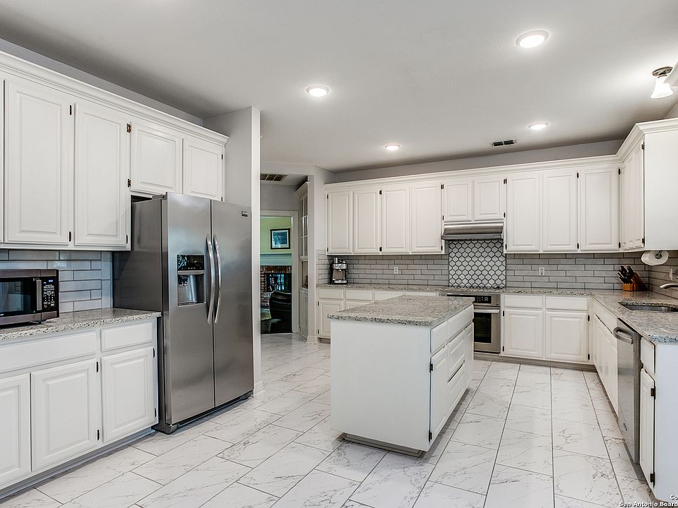 1st image of 17407 Canyon Hollow