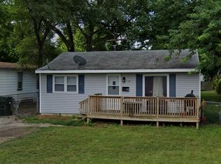 2349 E Olive St, Decatur, IL 62526