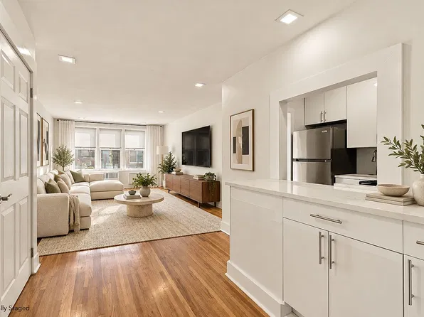 745 E 31st St APT 6P, Brooklyn, NY 11210