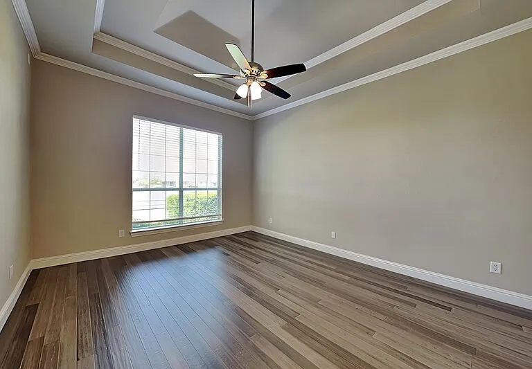 2120 Stone Creek Dr — Photo 9