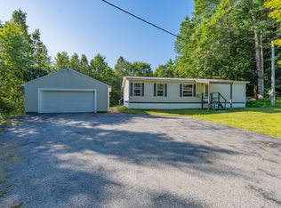 16 Country Ln, Harrison, ME 04040