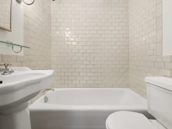 10 Bedford Street image 14 of 30