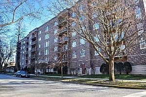 1st image of 1327 Brown St Unit 501