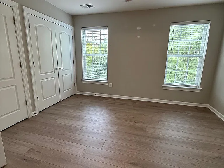 7476 Riding Meadow Way — Photo 12