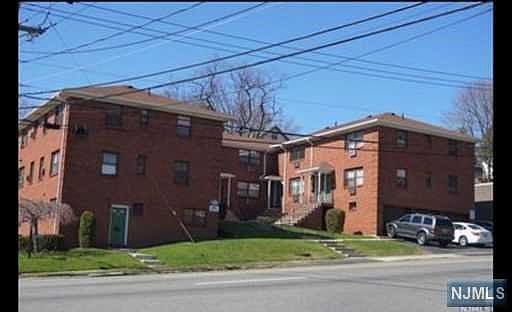 1st image of 289 Essex St APT 2