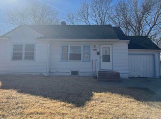 1427 Harding St, Wichita, KS 67208