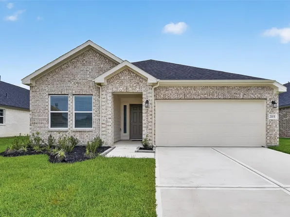 2115 Spring Hollow Dr, Baytown, TX 77521