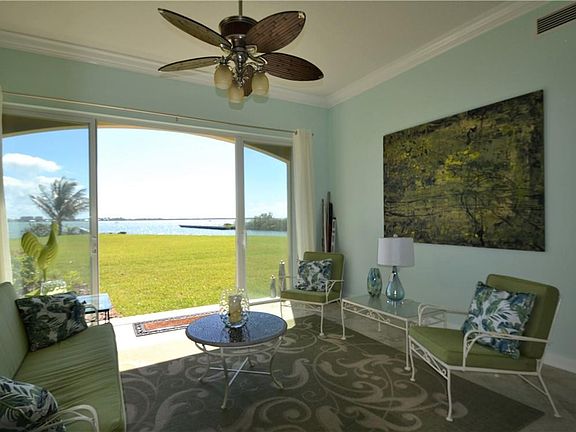 2nd image of 4 Harbour Isle Drive #104