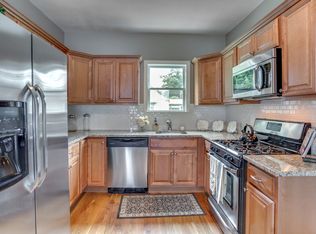 530 School St, Lowell, MA 01851