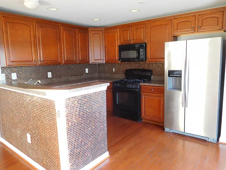 12420 Rollys Ridge Ave — Photo 4