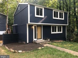 2317 Old Trail Dr, Reston, VA 20191