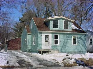 948 Reo Rd, Lansing, MI 48910