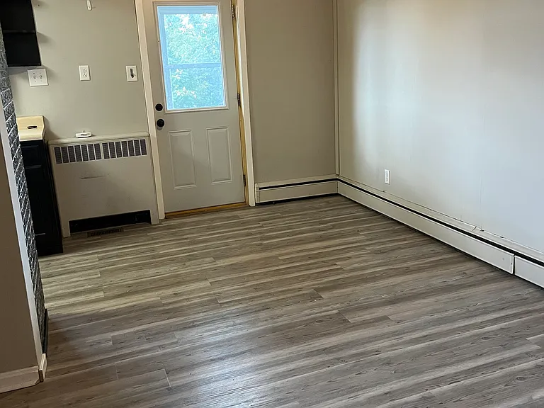 35 Orchard Ln — Photo 10