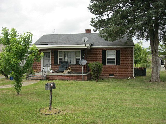 1st image of 3405 Sloan St