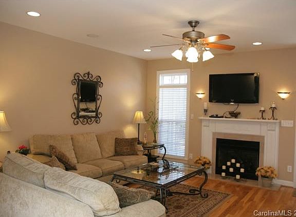 5th image of 119 Ardmore Pl