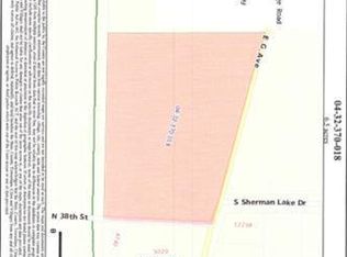 G G East Ave, Augusta, MI 49012
