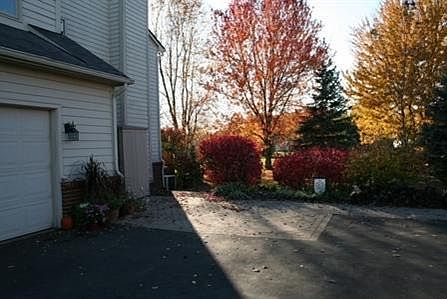 4th image of 940 Fairway Park Dr