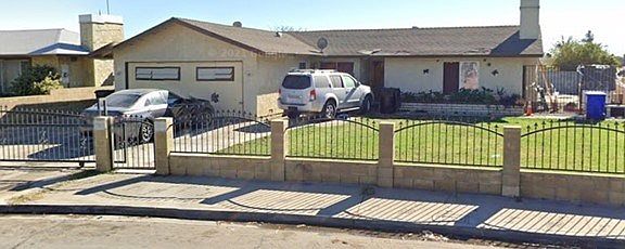 4th image of 16005 Hawthorne Ave
