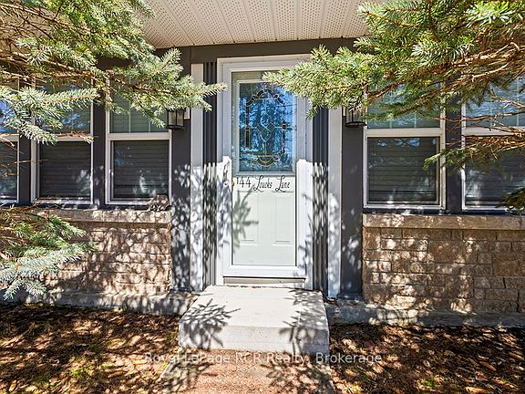 4th image of 144 Loucks Ln