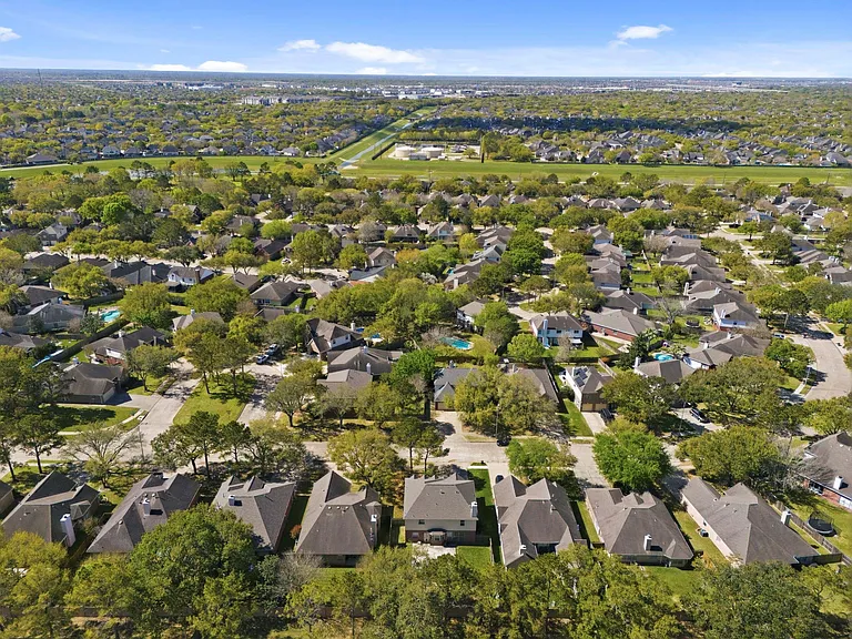 5615 Brigstone Park Dr — Photo 4