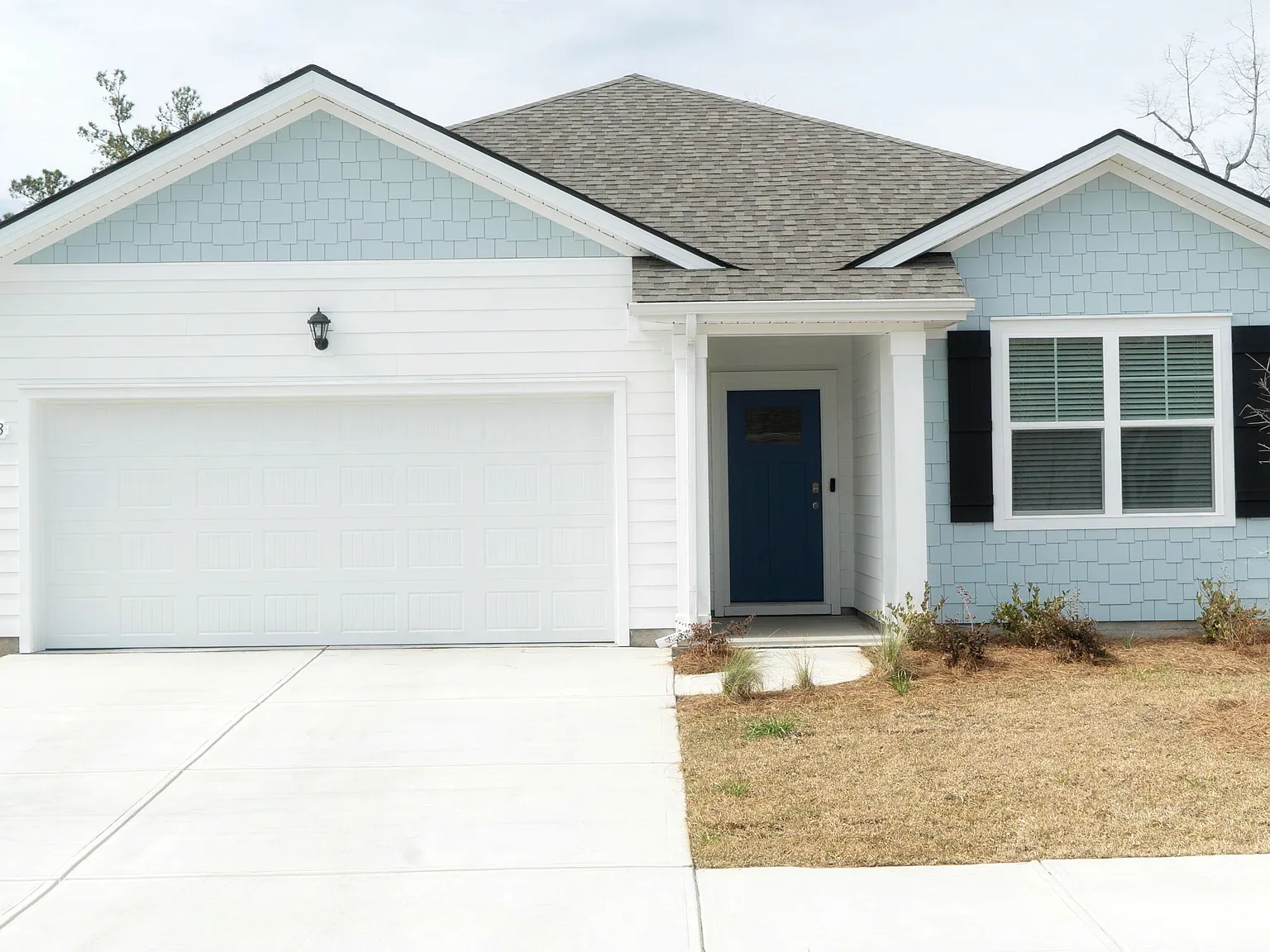 3 bed, 1618 sqft, $1,950 — Photo 1
