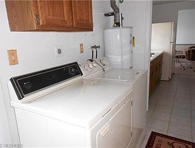 5th image of 4905 Elmwood Dr