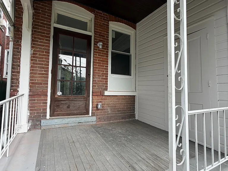 524 Fiot St — Photo 25
