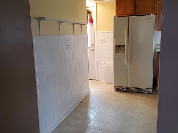 5th image of 612 Peffer Ave