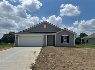 1240 Wind Rock Dr, Troy, OH 45373