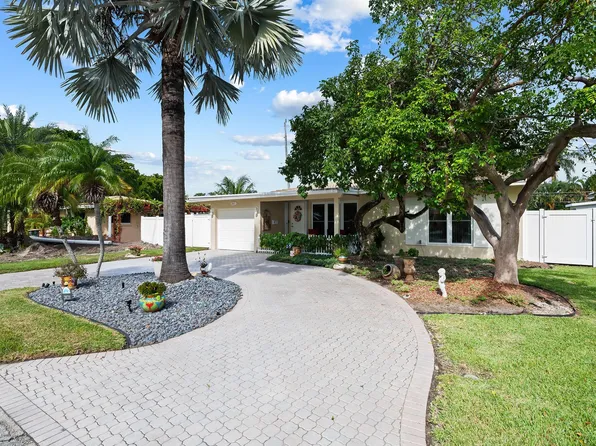 2021 NE 26th Street, Lighthouse Point, FL 33064