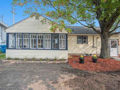 1878 Lakeshore Dr, Muskegon, MI, 49441