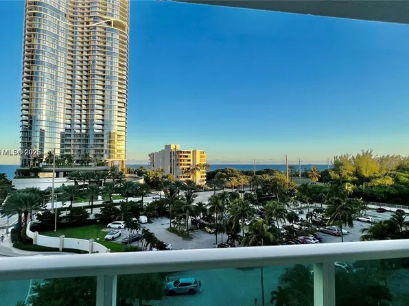 100 Bayview Dr APT 607, Sunny Isles Beach, FL 33160