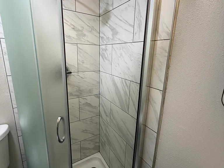 923 SW Holden St #1 — Photo 9